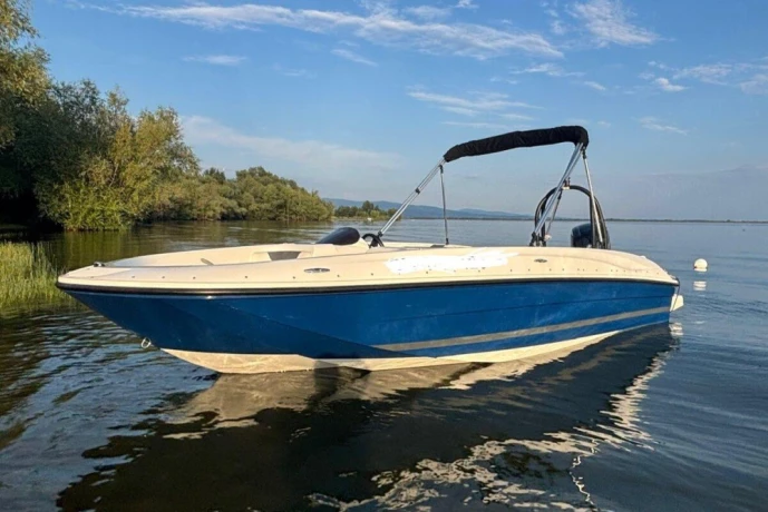 motorovy-clnbayliner-element-18-xl-big-1