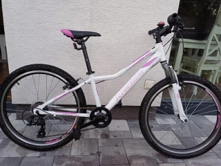 dievcensky-horsky-bicykel-kross-lea