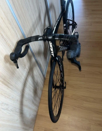 giant-defy-big-4
