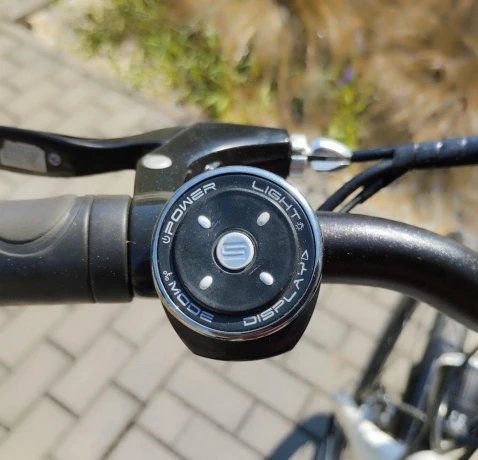 na-predaj-damsky-elektrobicykel-winora-f1-big-3