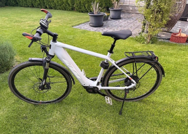elektrobicykel-ktm-macina-620-big-0