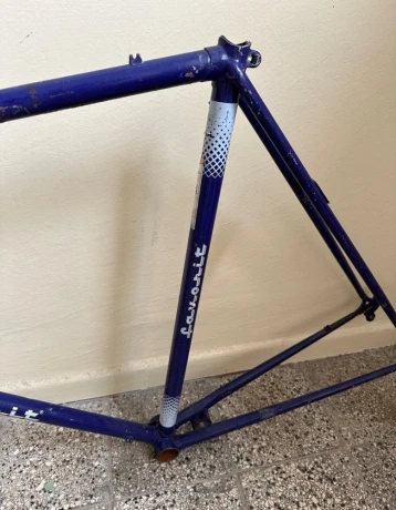 favorit-f8-ram-60-velkost-big-3