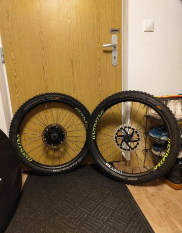 karbonove-kolesa-dt-swiss-specialized-big-0