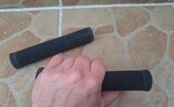 grip-madla-na-kolobezku-bicykel-e-bike-a-ine-kukirin-big-2