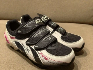damske-mtb-trery-velkost-38