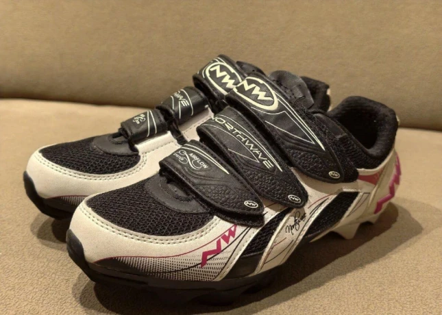 damske-mtb-trery-velkost-38-big-1