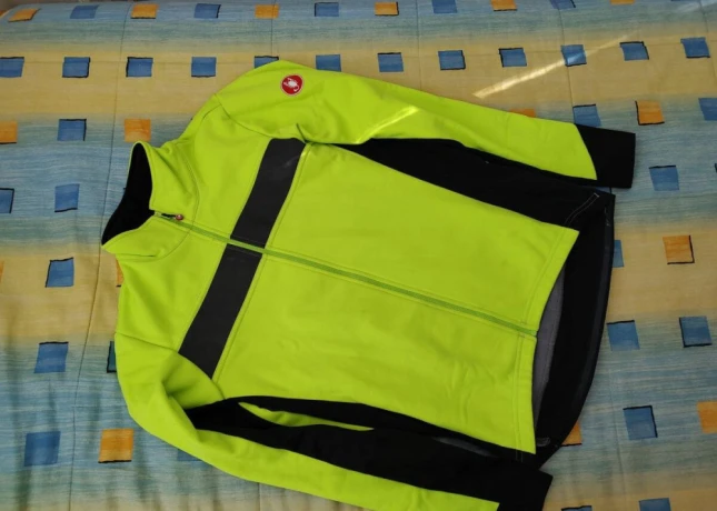 zimna-cyklisticka-bunda-castelli-raddoppia-3-big-1