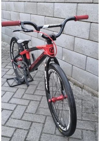 bmx-prophecy-junior-carbon-big-2