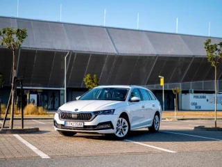 skoda-octavia-combi-20-tdi-scr-ambition-dsg-110kw150hp-a7