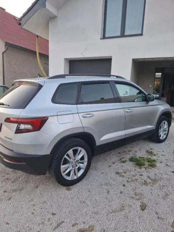 skoda-karoq-20-tdi-4x4-dsg-big-2