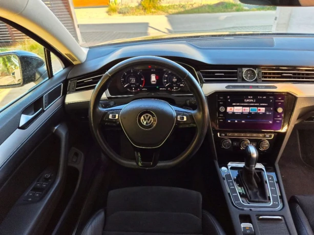 volkswagen-passat-variant-20-tdi-evo-elegance-dsg-110kw150hp-a7-big-1