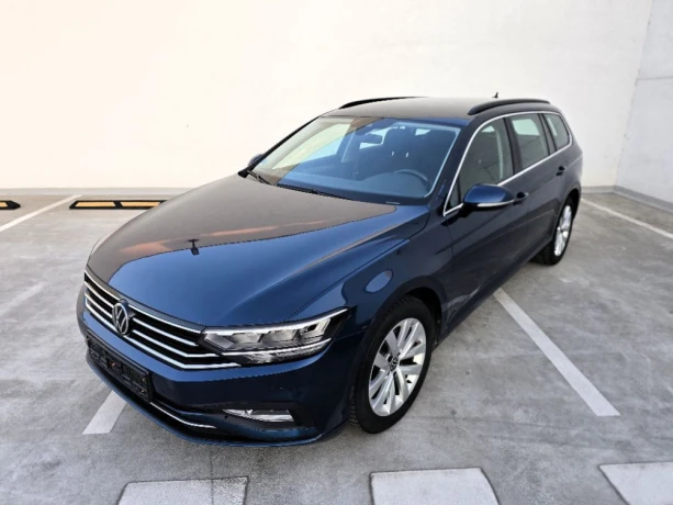 volkswagen-passat-variant-20-tdi-evo-business-dsg-110kw150hp-a7-big-3