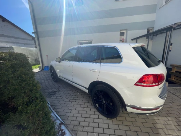 volkswagen-touareg-ii-30-v6-tdi-bmt-4motion-mountain-150kw204hp-a8-big-3