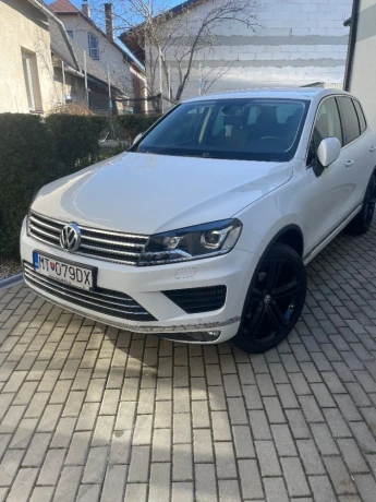 volkswagen-touareg-ii-30-v6-tdi-bmt-4motion-mountain-150kw204hp-a8-big-1