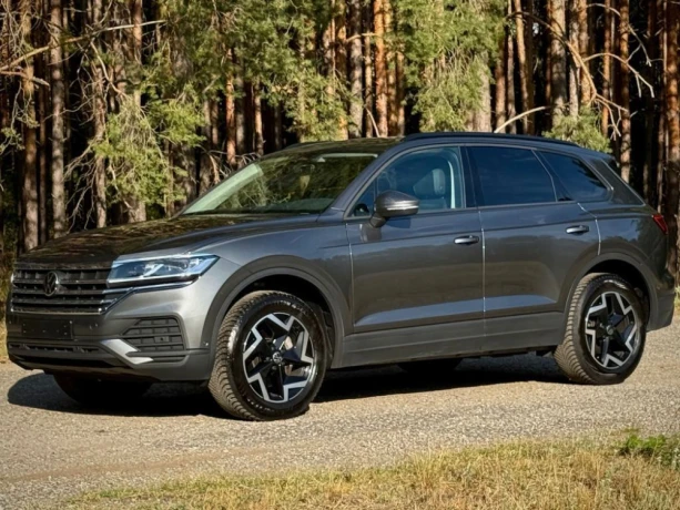 volkswagen-touareg-v-zaruke-30-v6-tdi-4motion-tiptronic-170kw231hp-big-1
