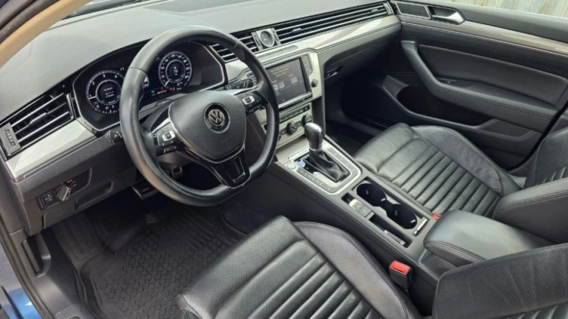 volkswagen-passat-alltrack-passat-alltrack-20-bitdi-scr-bmt-4motion-dsg-176kw240hp-a7-big-3