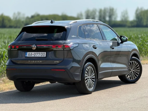 volkswagen-tiguan-15-tsi-goal-dsg-big-2