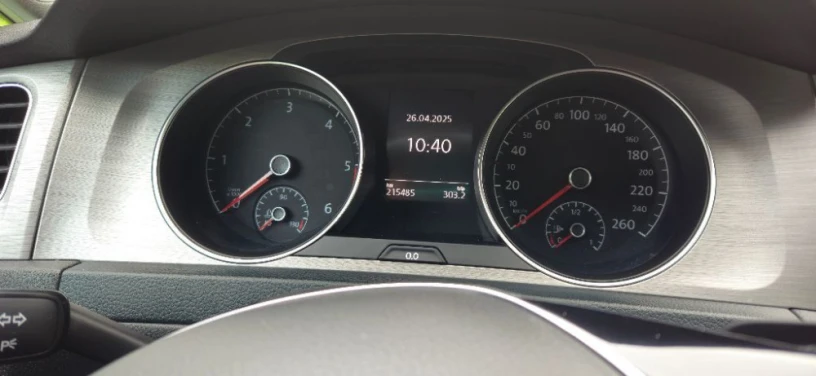 volkswagen-golf-golf-16-tdi-premium-comfortline-dsg-77kw105hp-a7-big-2