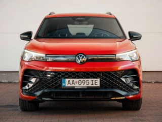 volkswagen-tiguan-5-rocna-fabricka-zaruka-20-tdi-r-line-4motion-dsg