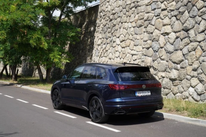 volkswagen-touareg-30-v6-tdi-r-line-4motion-tiptronic-210kw286hp-a8-big-3