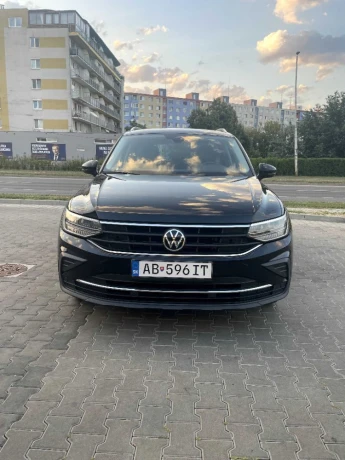 volkswagen-tiguan-20-tdi-evo-life-dsg-110kw150hp-a7-big-1