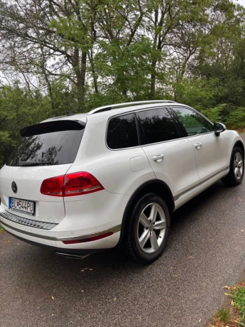 volkswagen-touareg-ii-30-v6-tdi-bmt-4motion-193kw262hp-a8-vzduch-360-webasto-panorama-big-2