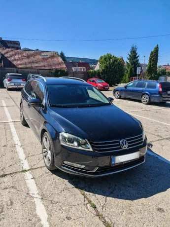 volkswagen-passat-variant-20-tdi-bmt-170k-highline-4motion-dsg-125kw170hp-a6-big-0