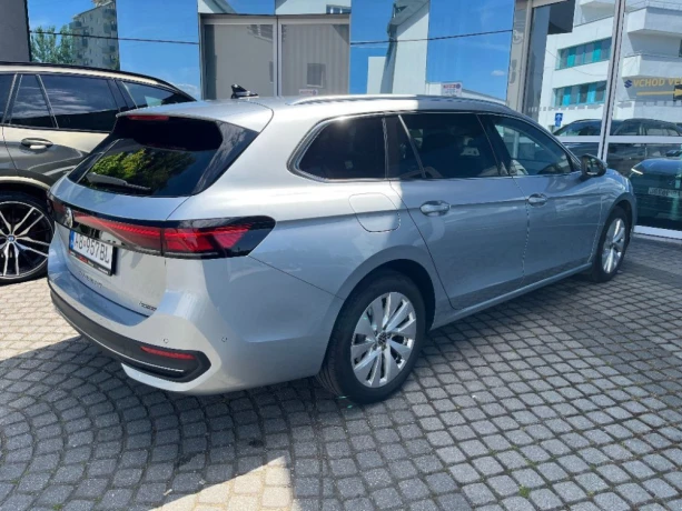 volkswagen-passat-variant-20-tdi-business-4motion-dsg-147kw200hp-a7-big-1