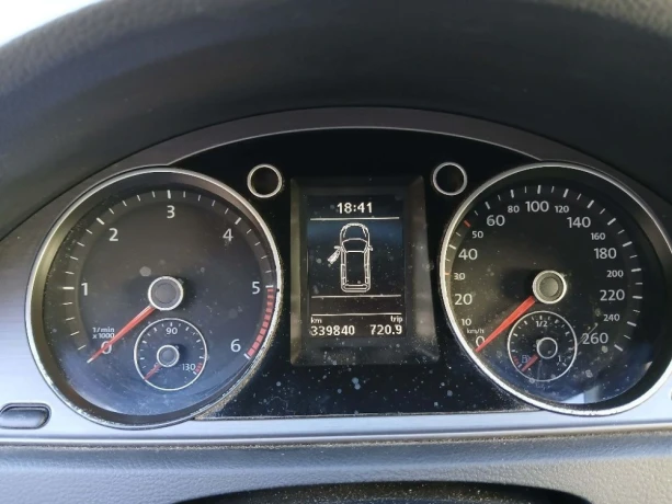 volkswagen-passat-variant-16-tdi-bmt-trendline-77kw105hp-m6-big-3