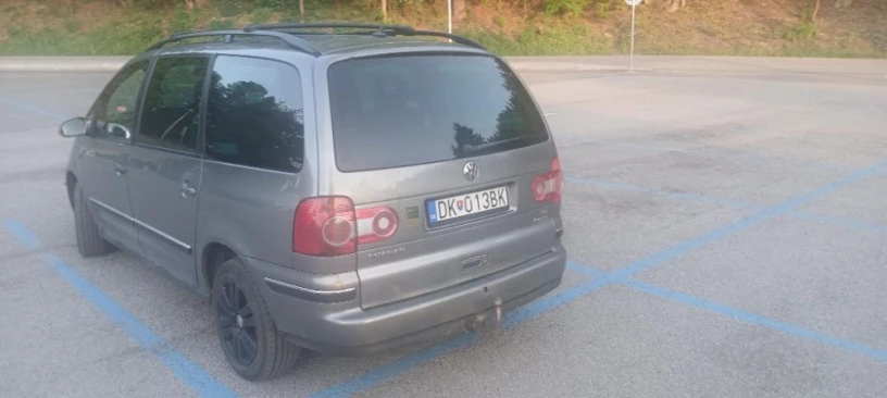 volkswagen-sharan-19-tdi-comfortline-4-motion-85kw115hp-m6-big-2
