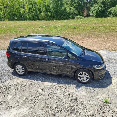 volkswagen-touran-20-tdi-scr-150k-comfortline-dsg-110kw150hp-a7-big-3