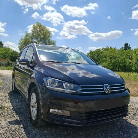 volkswagen-touran-20-tdi-scr-150k-comfortline-dsg-110kw150hp-a7-big-1