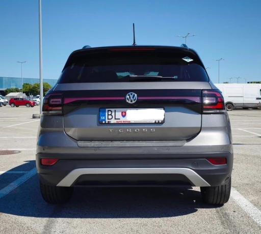 volkswagen-t-cross-10-tsi-115k-life-dsg-85kw115hp-a7-big-2