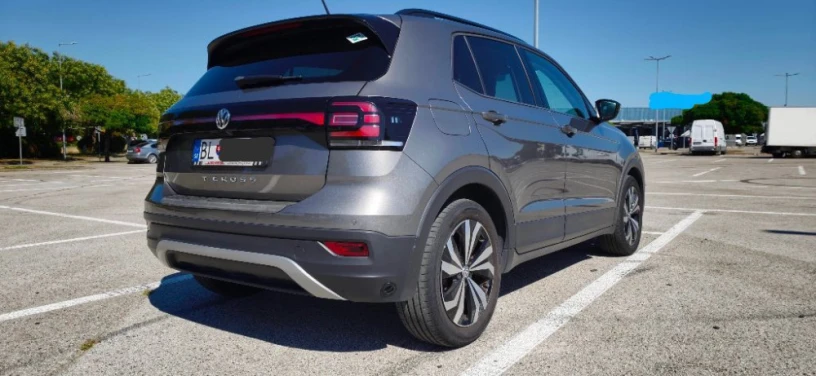 volkswagen-t-cross-10-tsi-115k-life-dsg-85kw115hp-a7-big-1