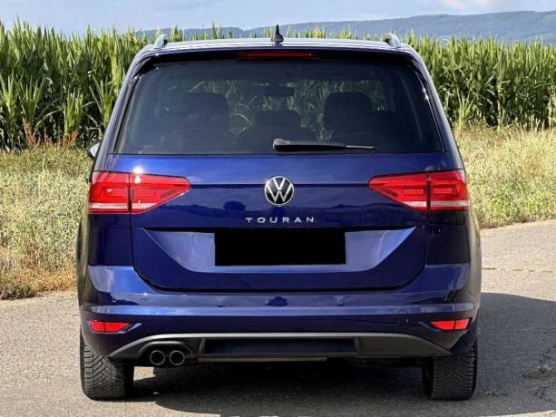 volkswagen-touran-20-tdi-scr-150k-highline-dsg-110kw150hp-a7-facelift-big-3