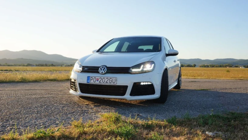 volkswagen-golf-14-tsi-160k-highline-118kw160hp-m6-big-0