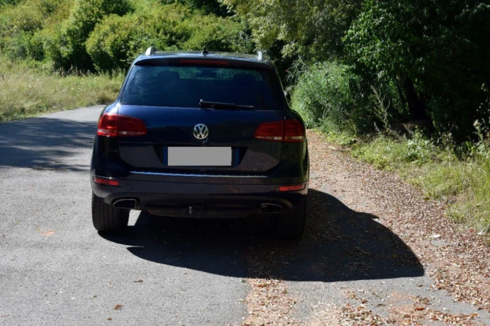 volkswagen-touareg-ii-30-v6-tdi-240k-bluemotion-technology-4xmotion-180kw245hp-a8-big-2