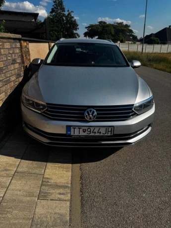 volkswagen-passat-variant-16-tdi-big-0