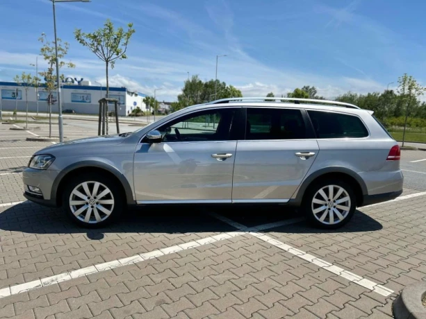 volkswagen-passat-alltrack-variant-4motion-20-tsi-dsg-highline-big-1