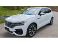 volkswagen-touareg-30-v6-tdi-r-line-210-kw-small-1