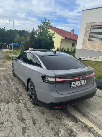 volkswagen-id7-77-kwh-210kw286hp-plna-vybava-v-zaruke-big-3