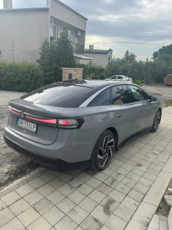 volkswagen-id7-77-kwh-210kw286hp-plna-vybava-v-zaruke-big-2