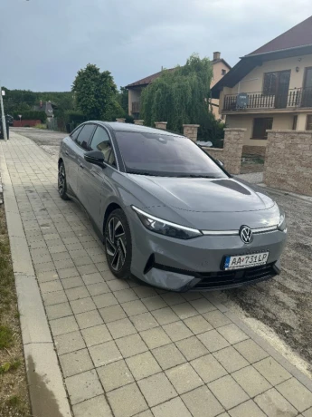 volkswagen-id7-77-kwh-210kw286hp-plna-vybava-v-zaruke-big-1