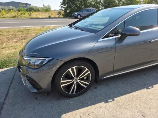mercedes-benz-eqe-300-na-predaj-big-1