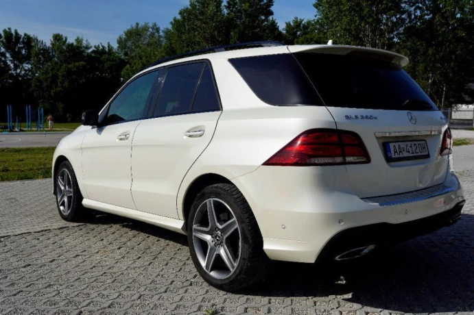 mercedes-benz-gle-trieda-suv-190-kw-nehavarovane-v-dobrom-stave-big-1