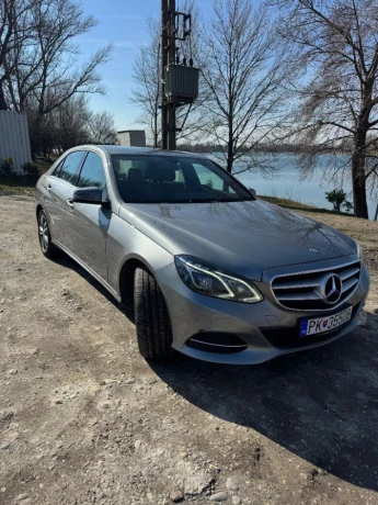 mercedes-benz-e-trieda-sedan-e-350-cdi-bluetec-elegance-4matic-185kw251hp-a7-big-3
