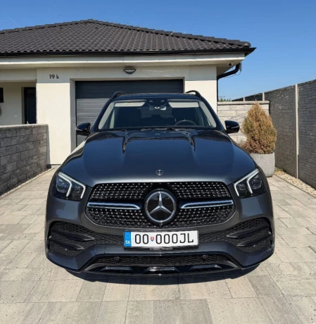 mercedes-benz-gle-suv-450-big-0