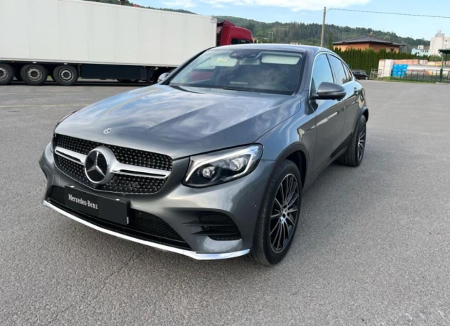mercedes-glc-kupe-300-4matic-at-big-0
