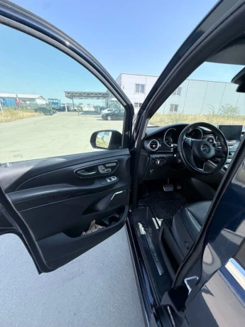 mercedes-benz-v-trieda-v250-d-lang-exclusive-4matic-at-140kw190hp-a7-big-2