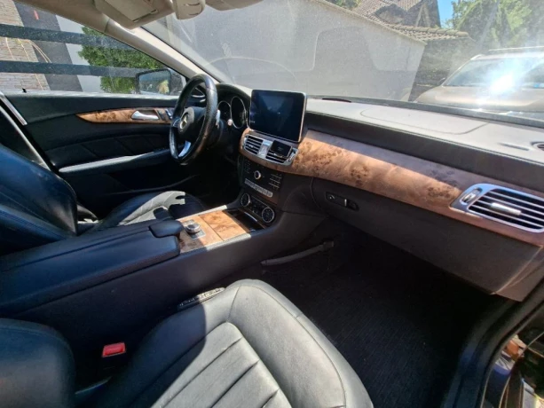 mercedes-benz-cls-po-skodovej-udalosti-big-3